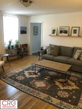 70 School St, Unit 1 in Cambridge, MA - Foto de edificio - Building Photo