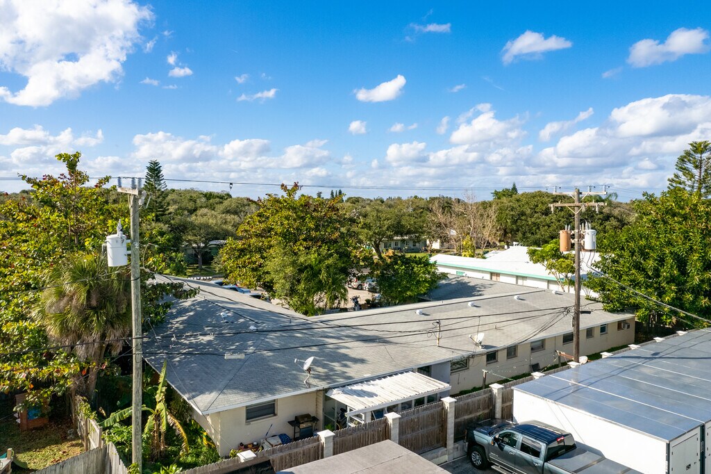 Cedar Apartments Cocoa Beach, FL Apartments For Rent