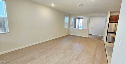 2755 Tricase St in Henderson, NV - Building Photo - Building Photo