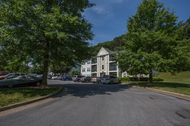 Shenandoah Commons in Front Royal, VA - Foto de edificio - Building Photo