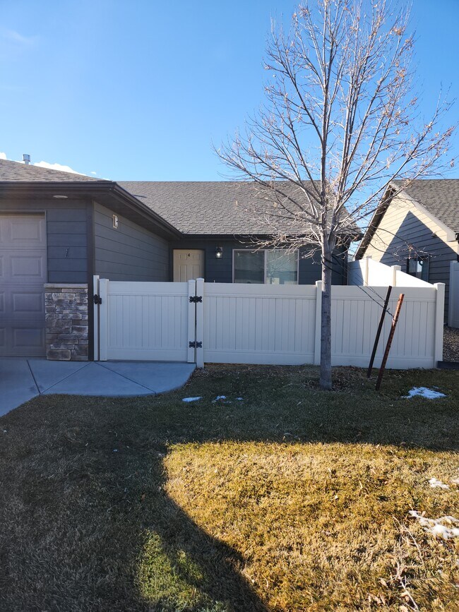 1454 River Edge Rd Rentals in Billings, MT