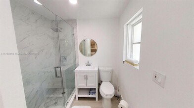 840 SW 7th St in Miami, FL - Building Photo - Building Photo