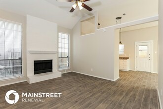 885 Keeneland Ct in Dallas, TX - Building Photo - Building Photo