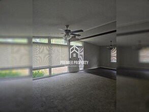 920 St Anthony Ln in Florissant, MO - Building Photo - Building Photo