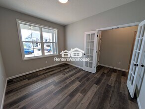10341 Shadyview Ln N in Maple Grove, MN - Building Photo - Building Photo