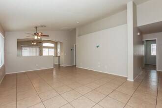 6418 W Preston Ln in Phoenix, AZ - Building Photo - Building Photo