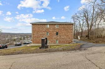 Overlook Apartments in Loveland, OH - Building Photo - Interior Photo