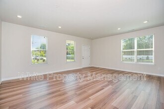 1948 Plath Top Rd in Rock Hill, SC - Building Photo - Building Photo