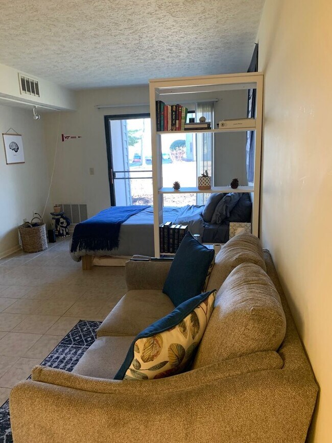 1402 University City Blvd in Blacksburg, VA - Building Photo - Building Photo