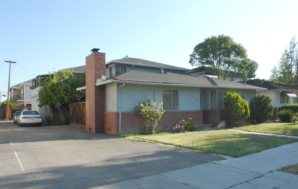 3511 Alden Way in San Jose, CA - Building Photo