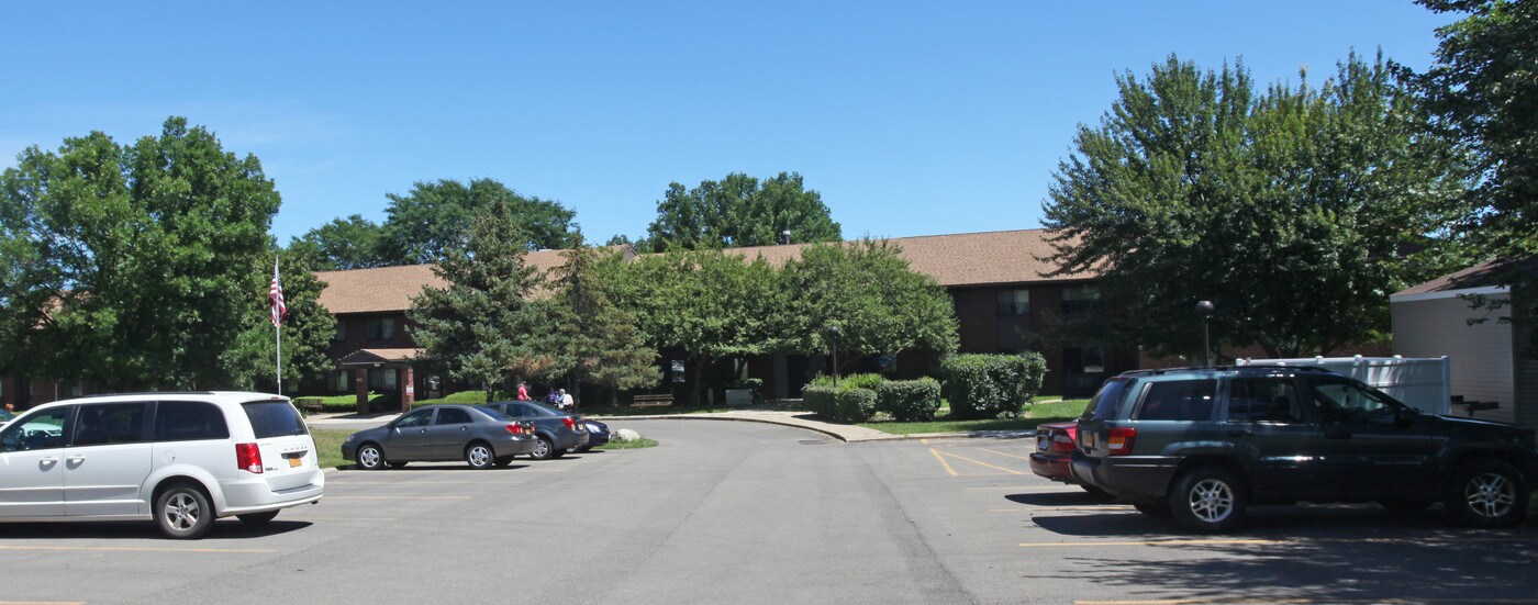 Upper South Street Senior Housing in Geneseo, NY - Foto de edificio