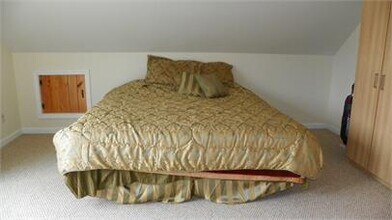 22 Webster Ct in Campton, NH - Building Photo - Building Photo