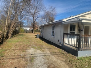 1915 Appling St in Chattanooga, TN - Foto de edificio - Building Photo