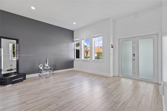 8218 SW 163rd Pl in Miami, FL - Building Photo - Building Photo