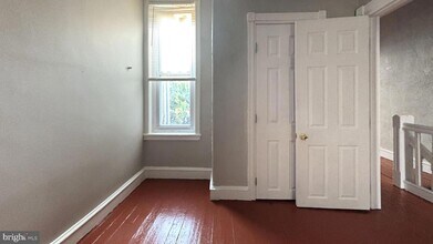 530 N Vodges St in Philadelphia, PA - Foto de edificio - Building Photo