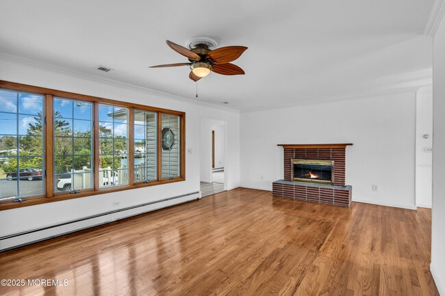21 Anegada Ave in Toms River, NJ - Foto de edificio - Building Photo