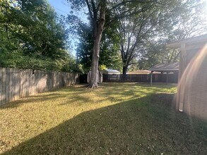 5152 Dee Rd in Memphis, TN - Building Photo - Building Photo