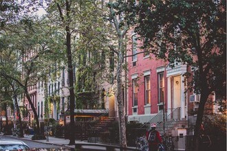 46 E 7th St-Unit -#02 in New York, NY - Building Photo - Building Photo