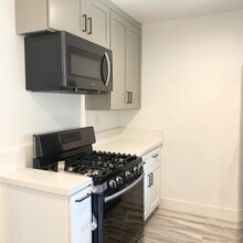 2743 Fairmount St in Los Angeles, CA - Foto de edificio - Building Photo