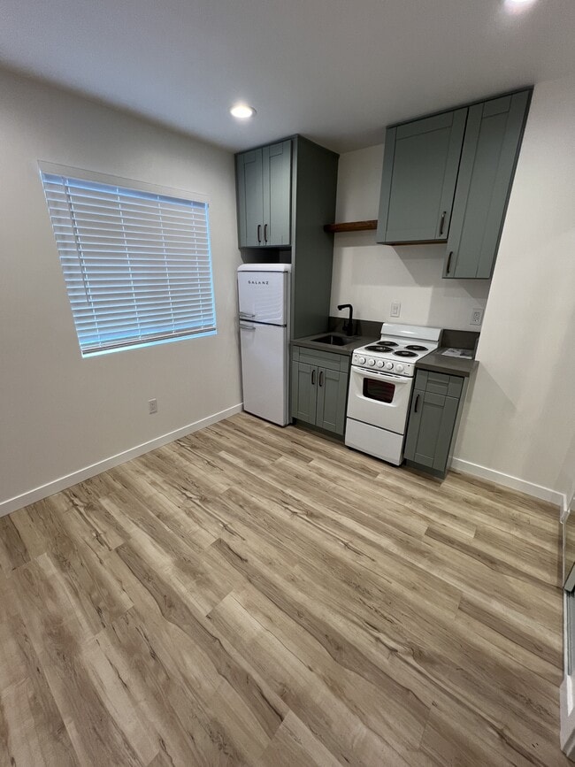 property at 3746 Jewell St