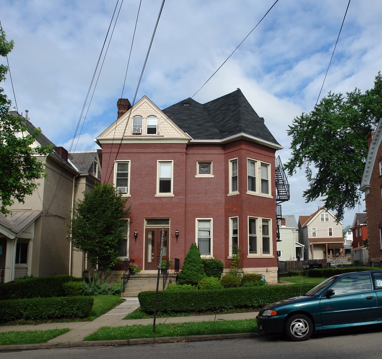 420 S Pacific Ave in Pittsburgh, PA - Building Photo