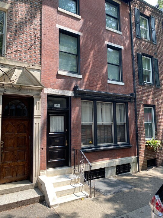 267 S 21st St, Unit 1 in Philadelphia, PA - Building Photo
