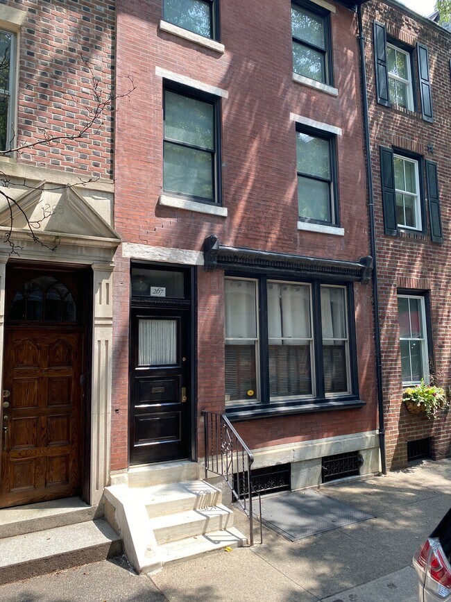 267 S 21st St, Unit 1