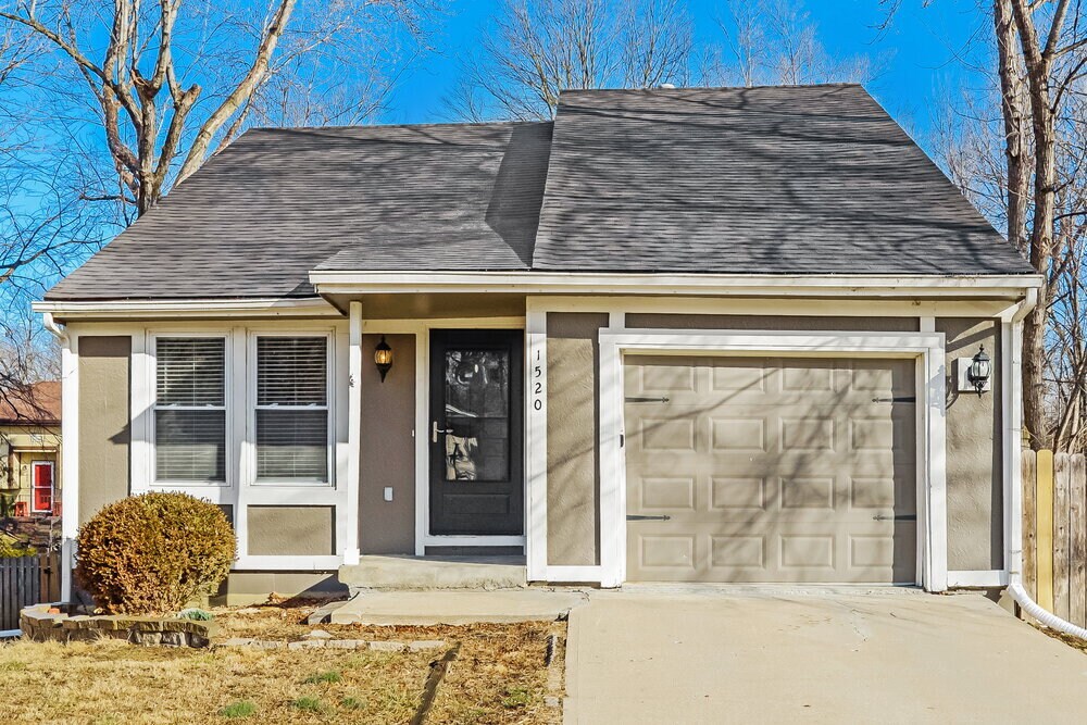 1520 Osage St in Leavenworth, KS - Building Photo