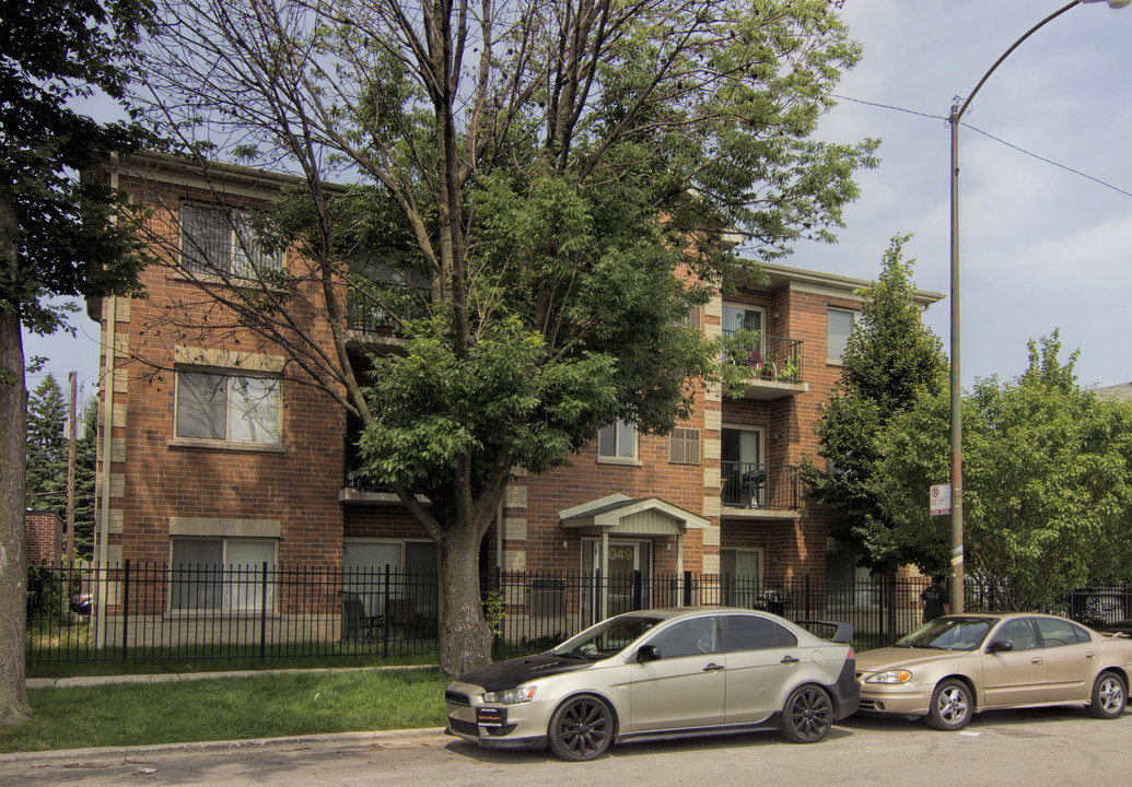 Jefferson 5045 N Nw Hwy in Chicago, IL - Building Photo