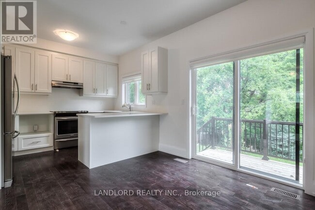 23 Kenneth Wood Cres in Toronto, ON - Building Photo - Building Photo