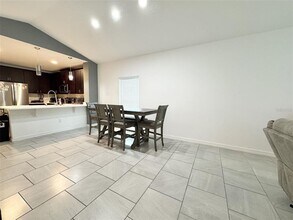 1082 Chase Austin Way in Sanford, FL - Building Photo - Building Photo
