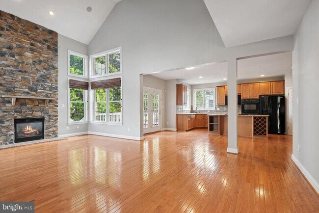 43708 Red House Dr in Leesburg, VA - Building Photo - Building Photo