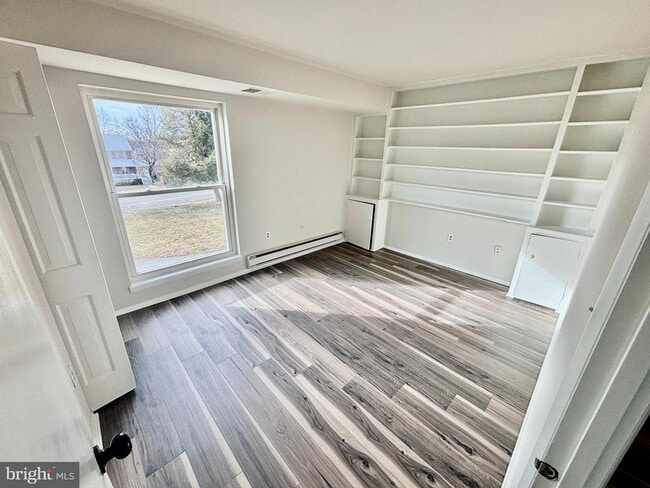327 St Marys Ave in La Plata, MD - Building Photo - Building Photo