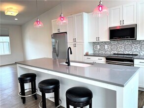 904 Brees Ct in Atlanta, GA - Building Photo - Building Photo