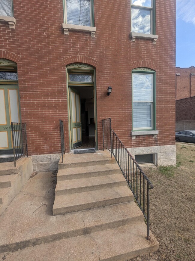 2354 S 9th St, Unit 2354 in St. Louis, MO - Building Photo - Building Photo