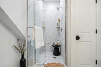 104 Poplar Ave, Unit 1 in Wayne, PA - Building Photo - Building Photo