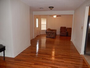 307 N Dellview Dr in Tallahassee, FL - Building Photo - Building Photo