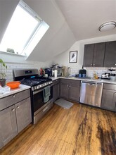333 Alewife Brook Pky, Unit #3 in Somerville, MA - Building Photo - Building Photo