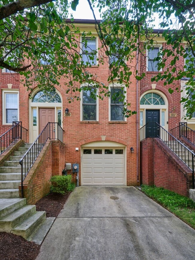 property at 1339 Templeton Pl
