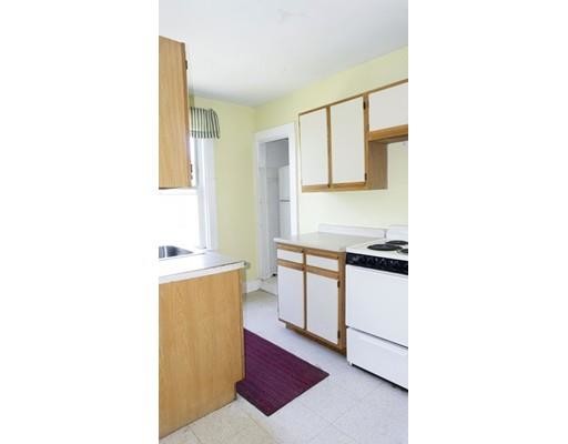 375 Hyde Park Ave-Unit -#3 in Boston, MA - Foto de edificio - Building Photo
