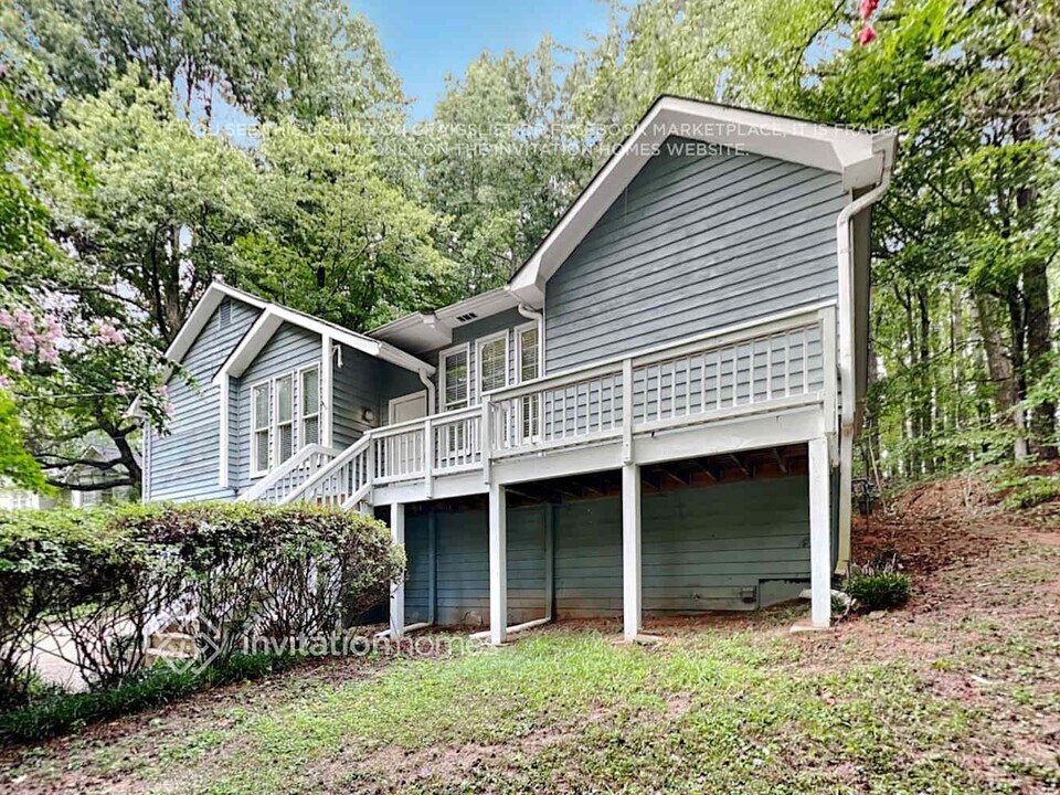 155 W Mountain Oak St in Canton, GA - Building Photo