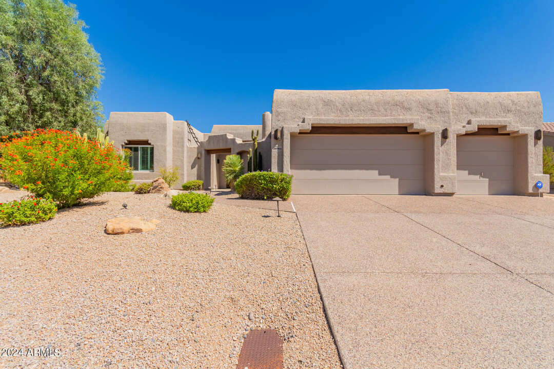 29143 N 68th Way in Scottsdale, AZ - Foto de edificio