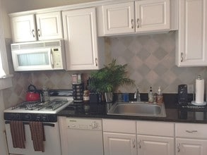 4007 Prytania St in New Orleans, LA - Foto de edificio - Building Photo