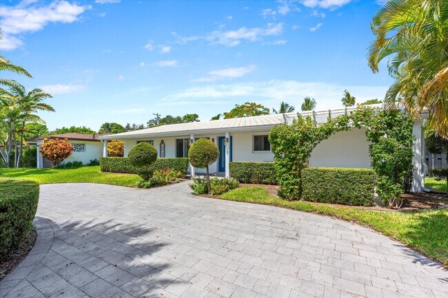 property at 1001 NW 3rd Ave