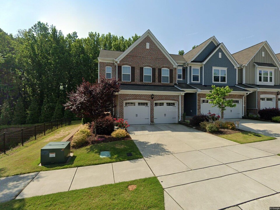 1183 Lookout Ridge Rd in Apex, NC - Building Photo