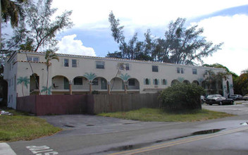 620 NE 28th St in Wilton Manors, FL - Building Photo - Building Photo