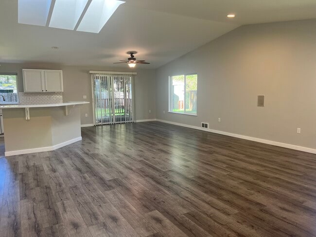 1806 192nd Ave Ct SW in Home, WA - Building Photo - Building Photo