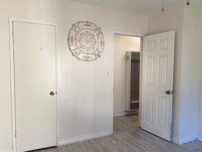 6081 Broadway in San Diego, CA - Building Photo - Building Photo