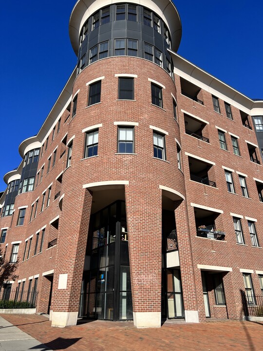 College & Battery in Burlington, VT - Building Photo