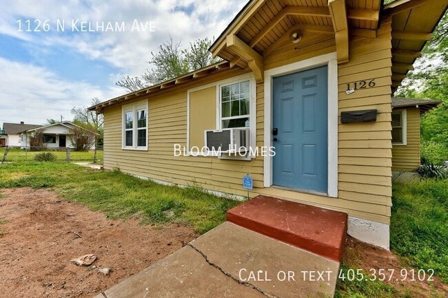 property at 1126 N Kelham Ave
